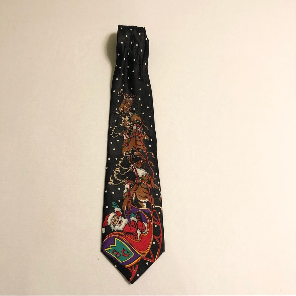 Surrey Christmas Holiday Santa Sleigh Reindeer Tie